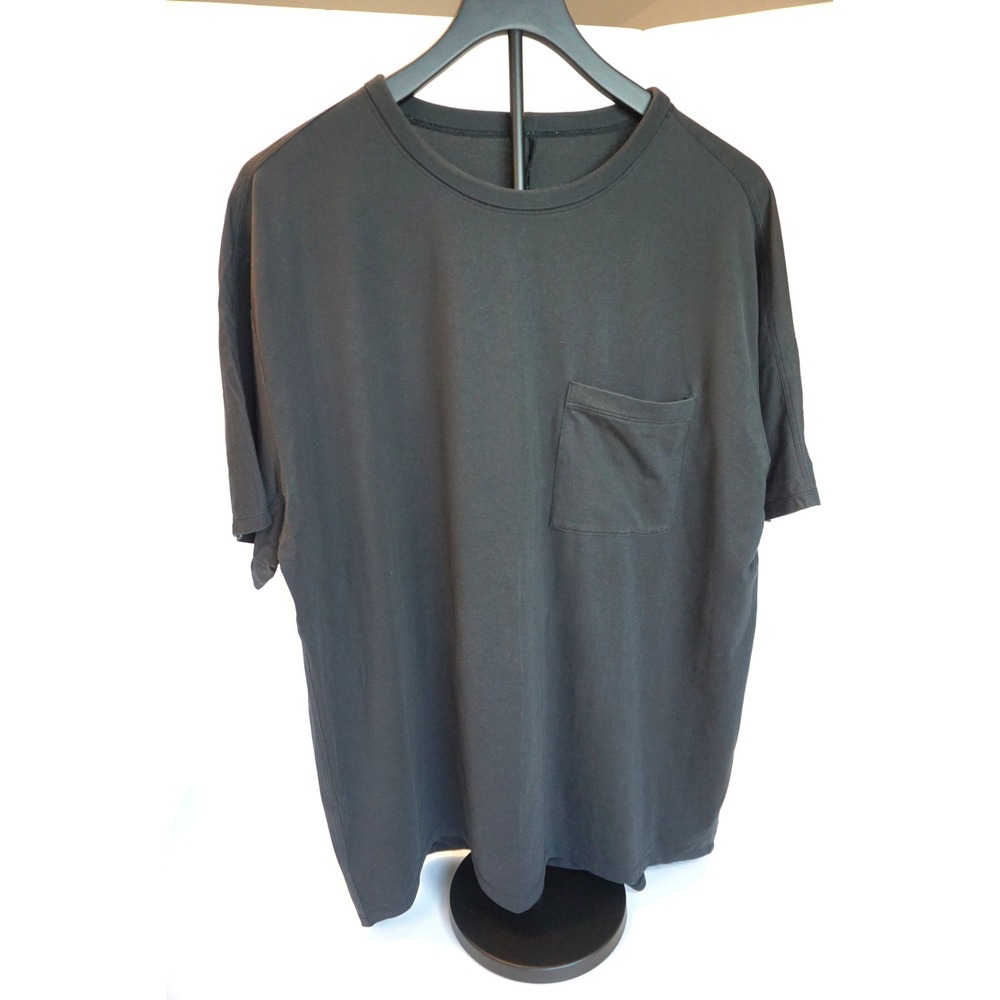 Lululemon Mens Black Short Sleeve Pocket Tee Shirt Size L Athletic‎ Casual Top